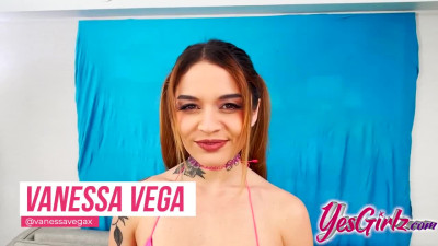 Alternative latina Vanessa Vega goes full extreme on the sofa