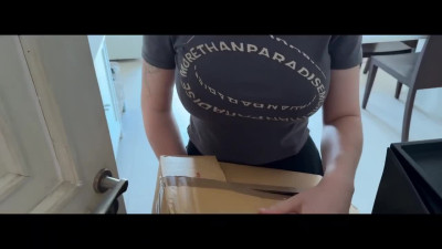 She fucks a delivery boy on a couch to pay for her parcel