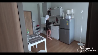 Blondie girl caught and fucked by surprise after shower