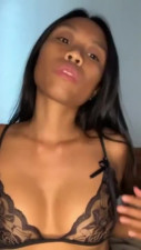 mahilig akong sumayaw nakikita mo ang tits ko