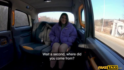 Pretty PAWG Shows Her Tits To the Taxi Driver, Offering Him To Accept Sex As a Payment For the Ride
