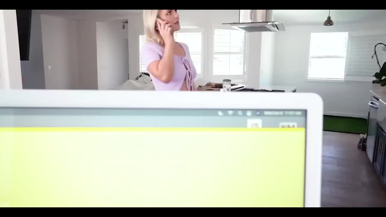 Watch Hot fuck with a perv redhead milf step-mom Taylor Gunner with huge tits and juicy ass Full. Duration: 16:53 | ePornBabe.