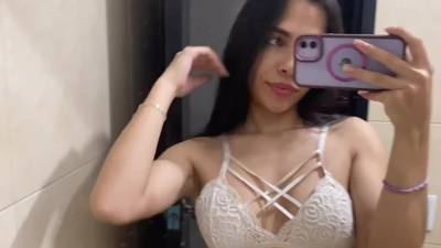 Amazing solo with the most beautiful vulva you have ever seen