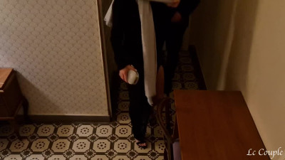 French couple has quickie in the hallway before going to the swinger party
