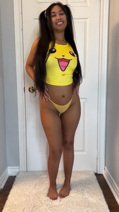 Watch Slut in yellow lingerie rides on a big dildo. Full. Duration: 09:56 | ePornBabe.