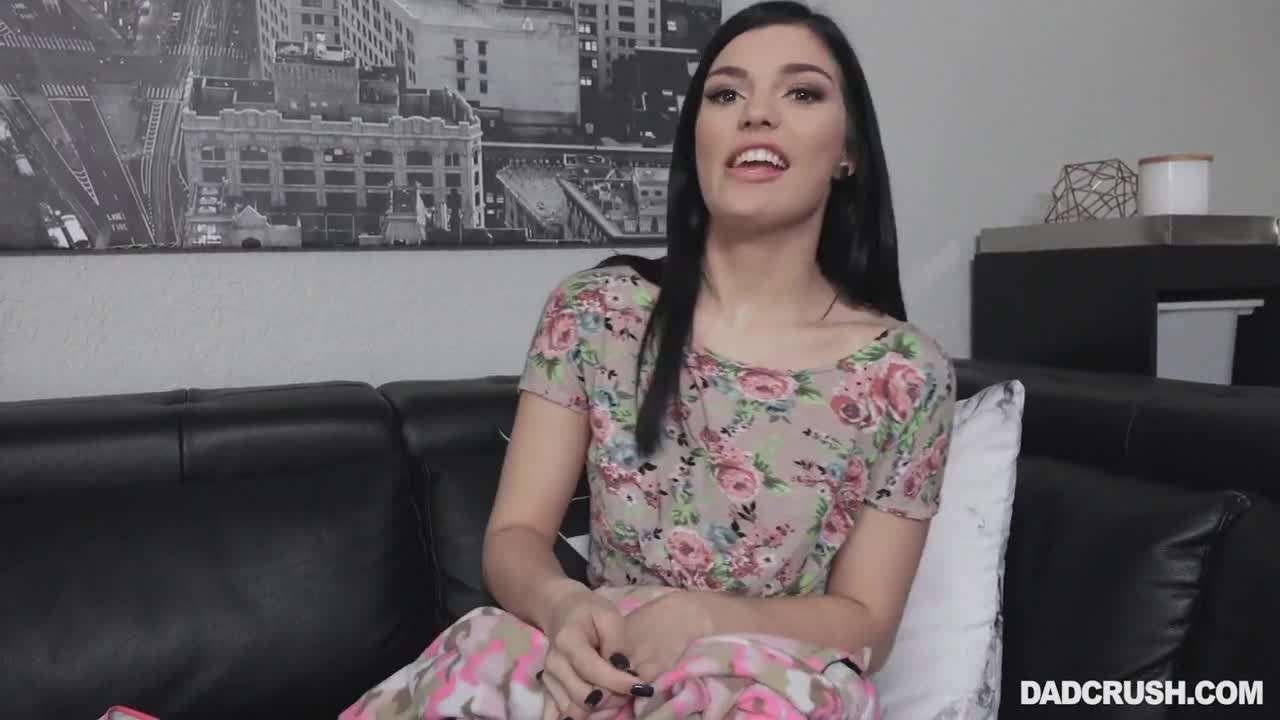 Watch Cutie sucks tightly, but can do better! Full. Duration: 07:55 | ePornBabe.