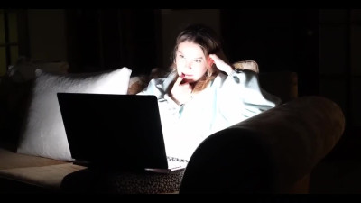 Stepdaddy cums on my face and kisses me hard