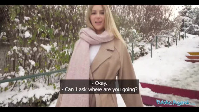Young slut makes a public blowjob for money and longs for a hot continuation for her pussy.