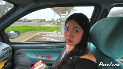 Perfect date with my bae: I bought her a burger and she sucked my dick