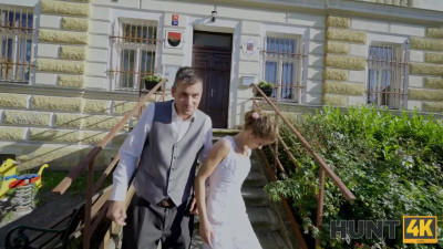 Horny bride fucked me in front of her groom