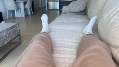 My Sister's Busty Plump-assed Bestie Lured Me Into Sex With Her Candid Photos & Slutty Appearance