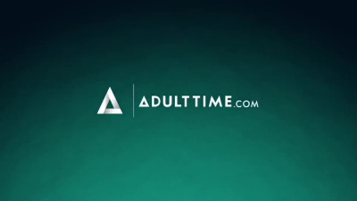 Sensual babes explore one another's holes after gentle massage