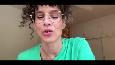 Wild Jewish stepmommy wants to get the job on her worked-on ass