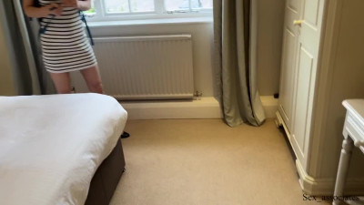 Stepmom suggesitvely shares the bed and wants to get naughty