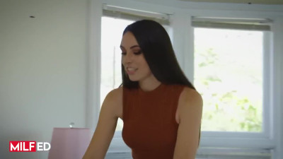 Kinky stepmom Ashley Wolf does not mind if I cum inside - Milfed