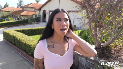 Sexy Slim Asian Babe Ameena Green Sucks Romeo Mancini's Fat Cock With Genuine Relish & Passion