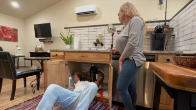 Curvy Blonde MILF Takes Full Advantage Of the Plumber's BBC & Gets a Cum Leak On Her Gigantic Boobs
