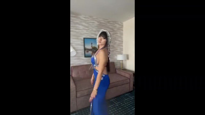 Arab MILF is dancing and feeling her trimmed pussy on camera for you