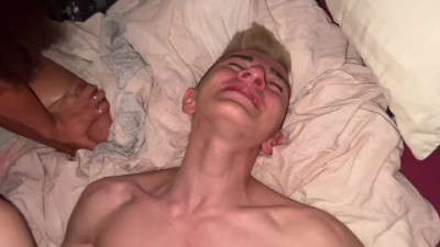 Horny bisexual thrreesome with stepfamily