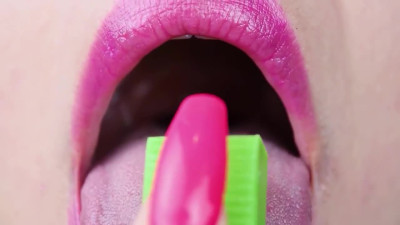 Buxom bitch pleases her hole with gum and swallows a fake cumshot after a blowjob.