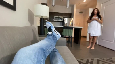 Vivian Taylor easily seduces her man with her big tits and fat ass
