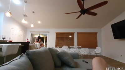 The girlfriend couldn't handle the penetration and fingering, squirting away