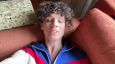 Hot and smiley Jewish stepmom fucked once again