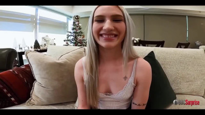 Petite Roxanne got surprised with a BBC