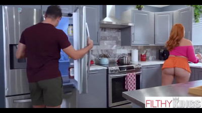 Phat ass stepsis needs spanking and banging in the kitchen