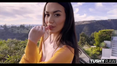 Slender anal slut can't stop cumming with big cock inside her ass