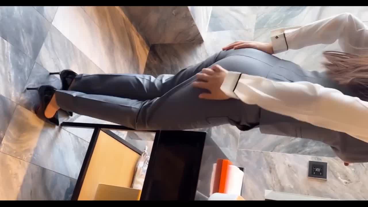 Watch Chinese secretary fucked by the boss in the hotel - Asian Amateur Full. Duration: 07:05 | ePornBabe.