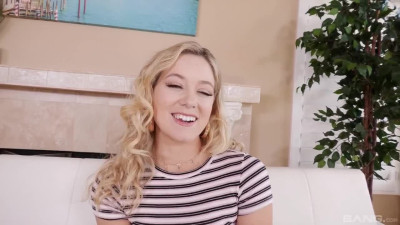 Buxom babe handles powerful thrusts in her pussy at her first casting.