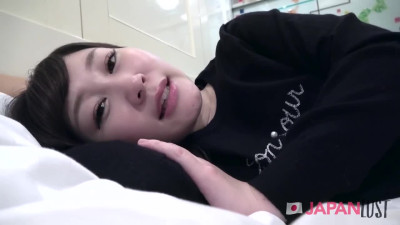 Sexy Japanese gives slobber blowjob before guy fucks her hard