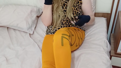 Thick arab chick gets laid in bed in a few positions