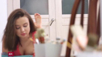 Dressed In a Miniskirt & Without Panties, a Pretty Slim Babe Lures Her BF's Dick In Her Needy Slit