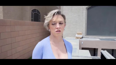 Buxom Milf Dee Williams wants big cock to fuck her anal