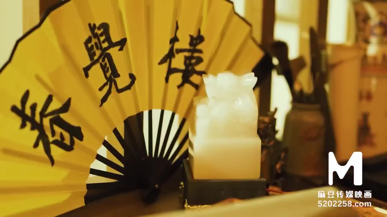Watch Elegant chinese MILF is pleasing a guy with her shaved tight pussy Full. Duration: 09:22 | ePornBabe.