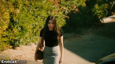 Sexy doll in the role of a photographer acts in an erotic relationship with her client.
