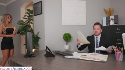 Wild tanned secretary Kayla Kayden gets laid on the table by her boss