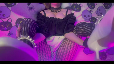 Juicy teen is getting her tight pussy fucked hard by a big cock bf in POV