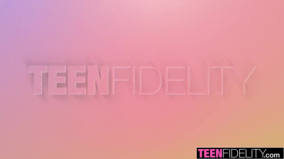 Tattooed Colombian teen Alejandra Rico feels so good when big phallus invades her cunt