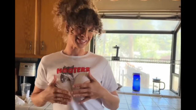Preparing for a Hooters interview, the curly mommy gets tested by her stepson