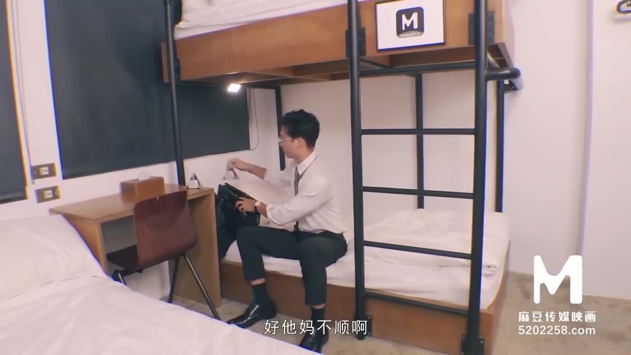Watch Beautiful Chinese slut sucks a cock in a hostel room Full. Duration: 08:25 | ePornBabe.
