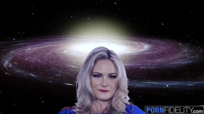 Blonde MILF in a superman suit is getting her tight anal fucked by big cock Hulk