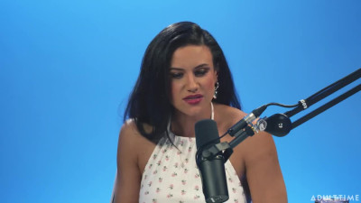 Naughty bitch enjoys orgasm in a hot solo after an individual interview.