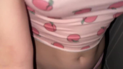 Rubbing out the busty gal's pussy till she starts leaking all over
