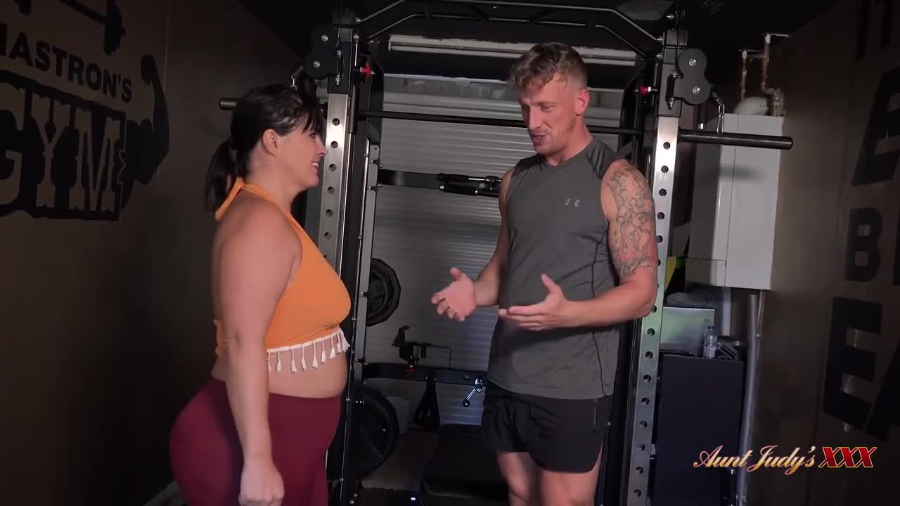Watch Phat-assed Latina BBW Enjoys Wild Fuck With Her Personal Coach At the Gym Instead Of Working Out Full. Duration: 19:31 | ePornBabe.