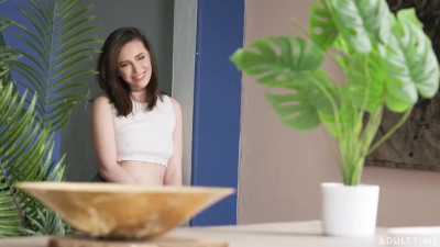 The saucy chick Casey Calvert wants to get the premium BBC deep inside