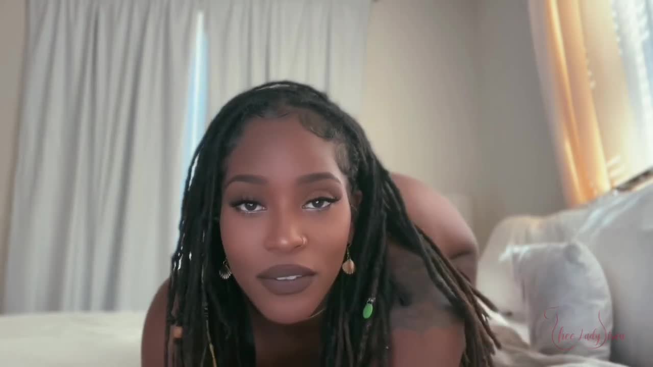 Watch Buxom Ebony Milf speaks dirty while rubbing her nipples - Solo Full. Duration: 06:52 | ePornBabe.