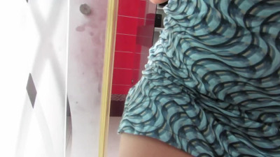 Rich booty latina demands sex while her boyfriend is in the shower